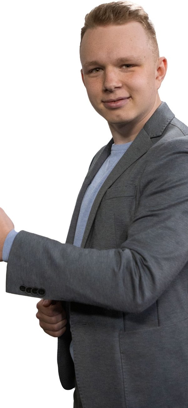 最佳东方 App 简历编辑界面，左侧是条目导航，右侧是可逐条修改的文本框，修改后右下角显示同步状态提示